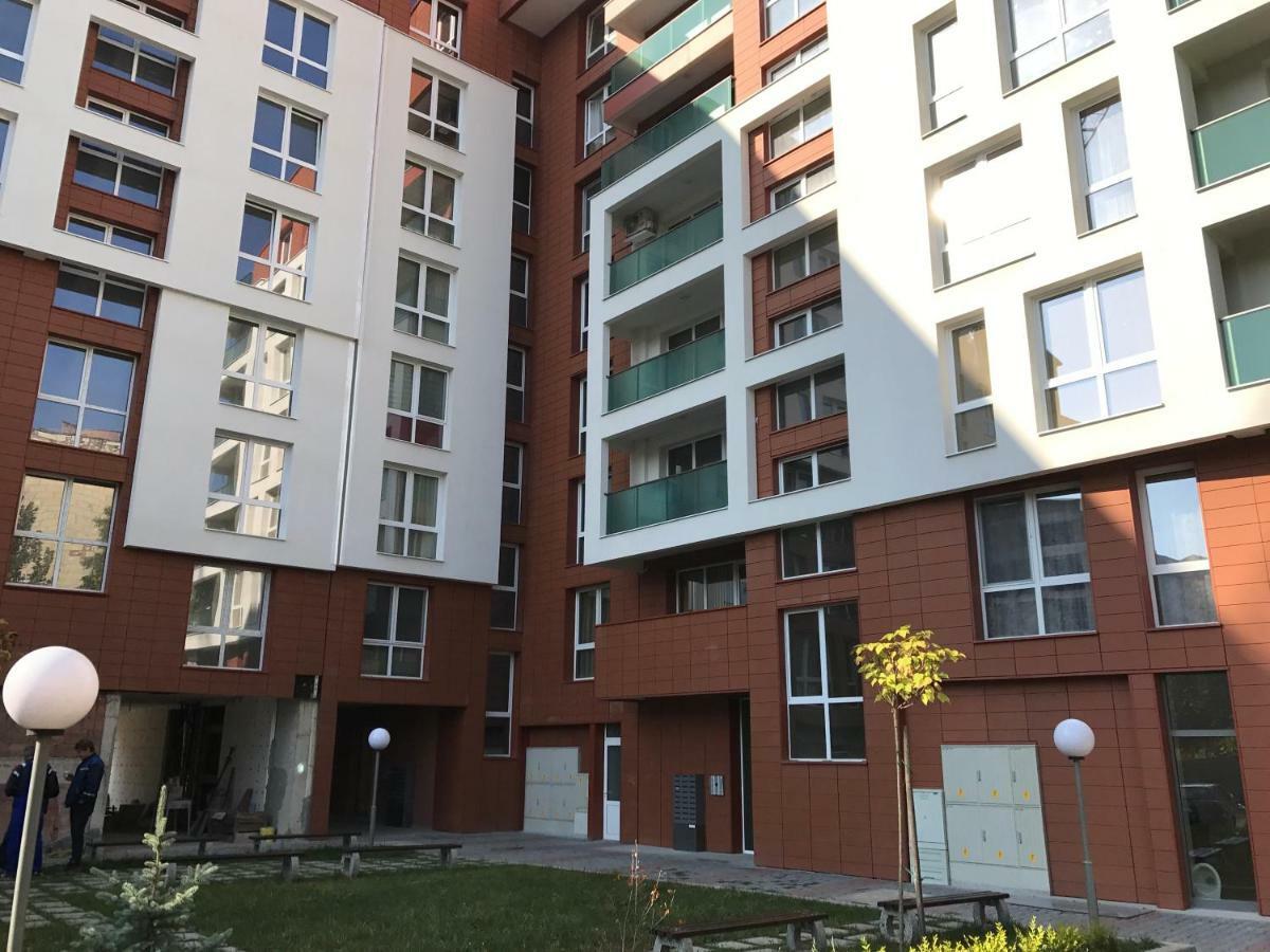 Astoria Apartment Veliko Tarnovo Luaran gambar